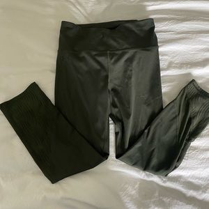 Under Armor Olive Tights
